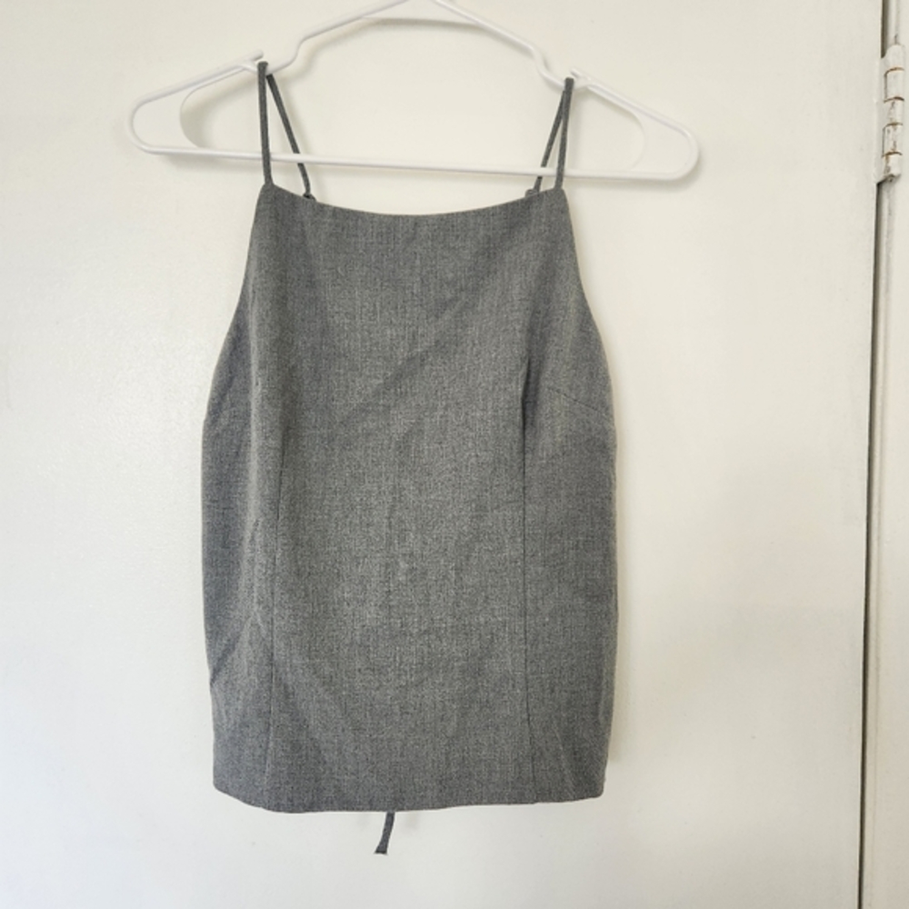 Divided H&M Gray Sleeveless Top.    Size M